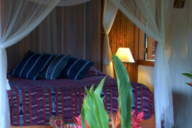 Deluxe Honeymoon Package