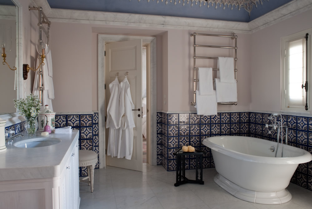 Conde Nast best new hotels 2013 - my selection 7 Every year, Conde Nast Travel Magazine identifies new hotels around the world. Having just came across that list, I I read through the 154 entries to make my own selection focusing on hotels in Europe.