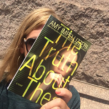 Author Amy Impellizzeri